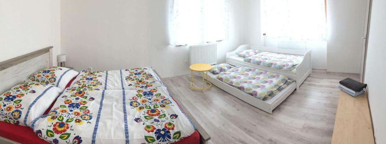 U Pepika Hotell Liptovský Mikuláš Eksteriør bilde